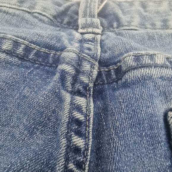 Calvin Klein Jeans Women's 6 Straight Reg Mid Jeans - Picture 6 of 13